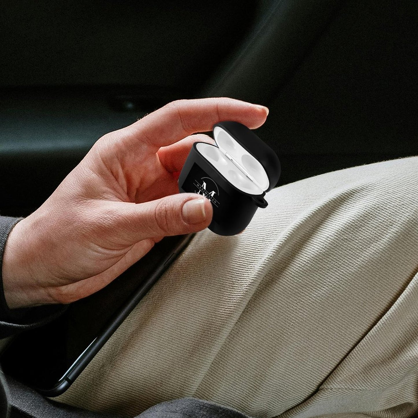 AirPods 4 Schutzhülle personalisiert mit Namen